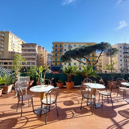 Domus Cesare Apartment เนเปิลส์ ภายนอก รูปภาพ